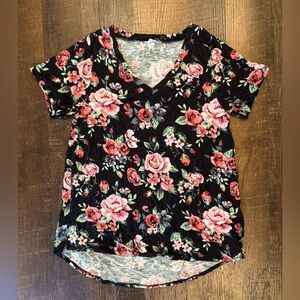 LuLaRoe Black and Pink Short Sleeve Tee